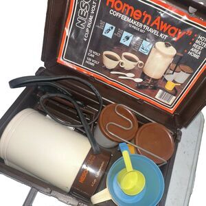 Vintage NESCO Home ’N Away 4 Cup Coffee Maker Travel Kit 12V 120V Case RV